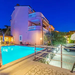  Apartment M Kroatien